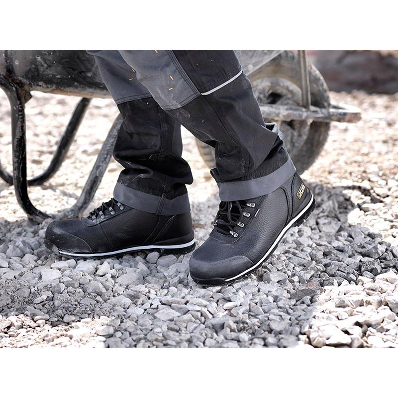 JCB 3CX BLACK HIKER SIZE 12