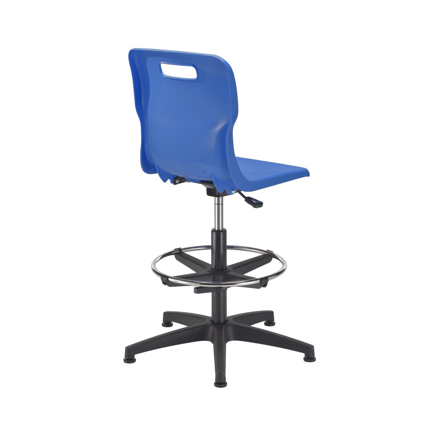 Titan Swivel Senior Chair with Plastic Base, Castors and D-Kit Size 5-6 Adjustable D-Kit Blue/Black