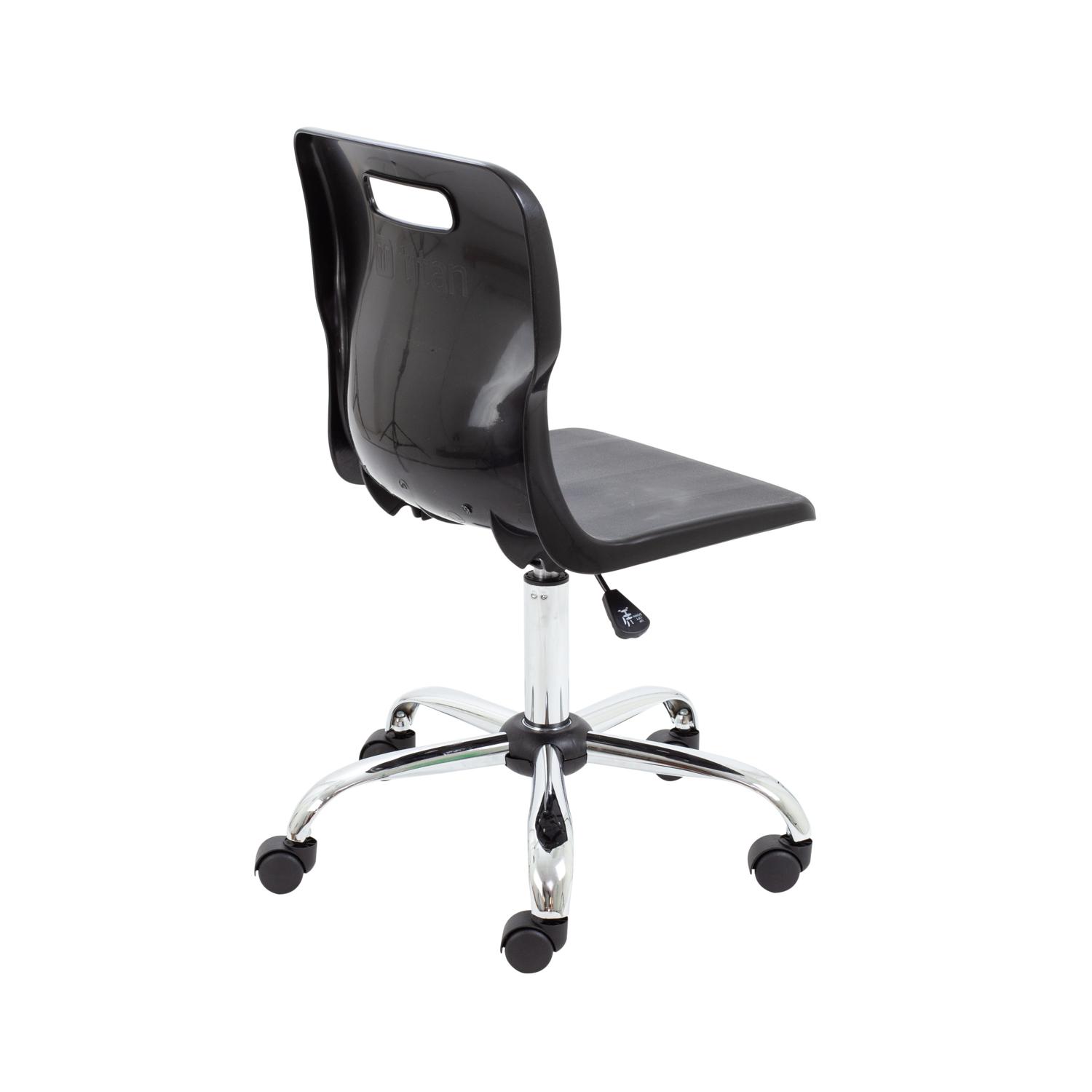 Titan Swivel Senior Chair with Chrome Base and Castors Size 5-6 Black/Chrome