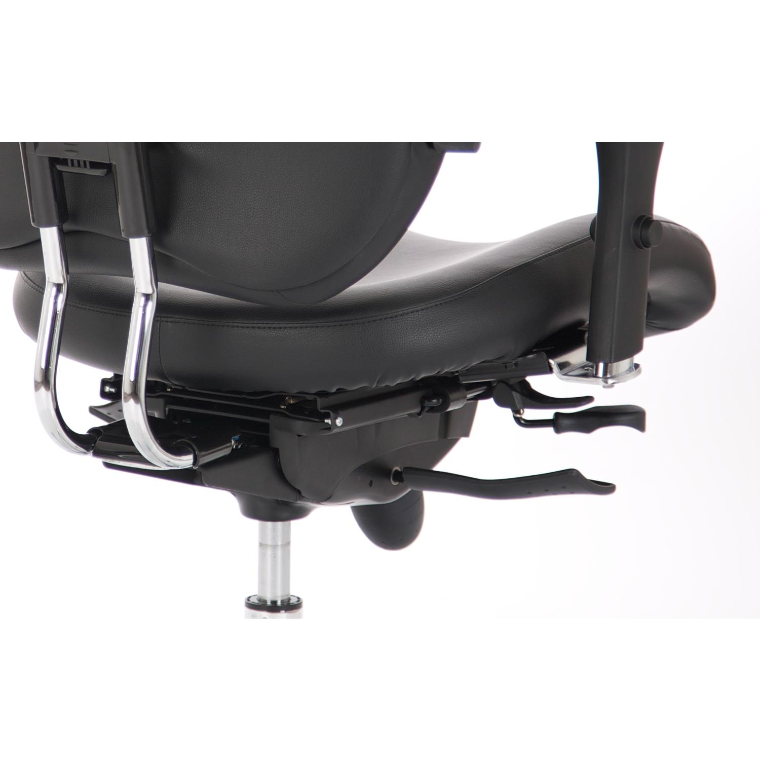 Chiro Plus Ultimate Black Leather